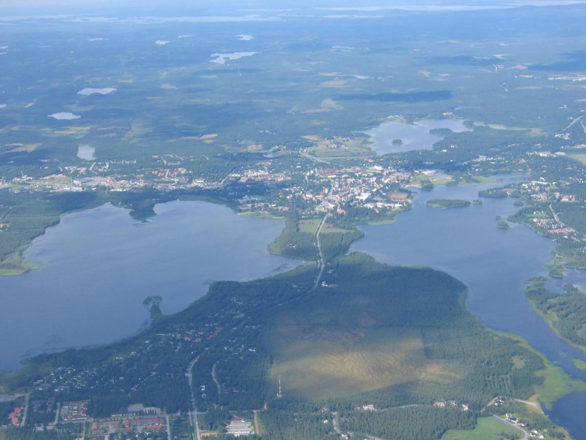Hotelli Kultainen Joutsen Kuusamo Exterior photo